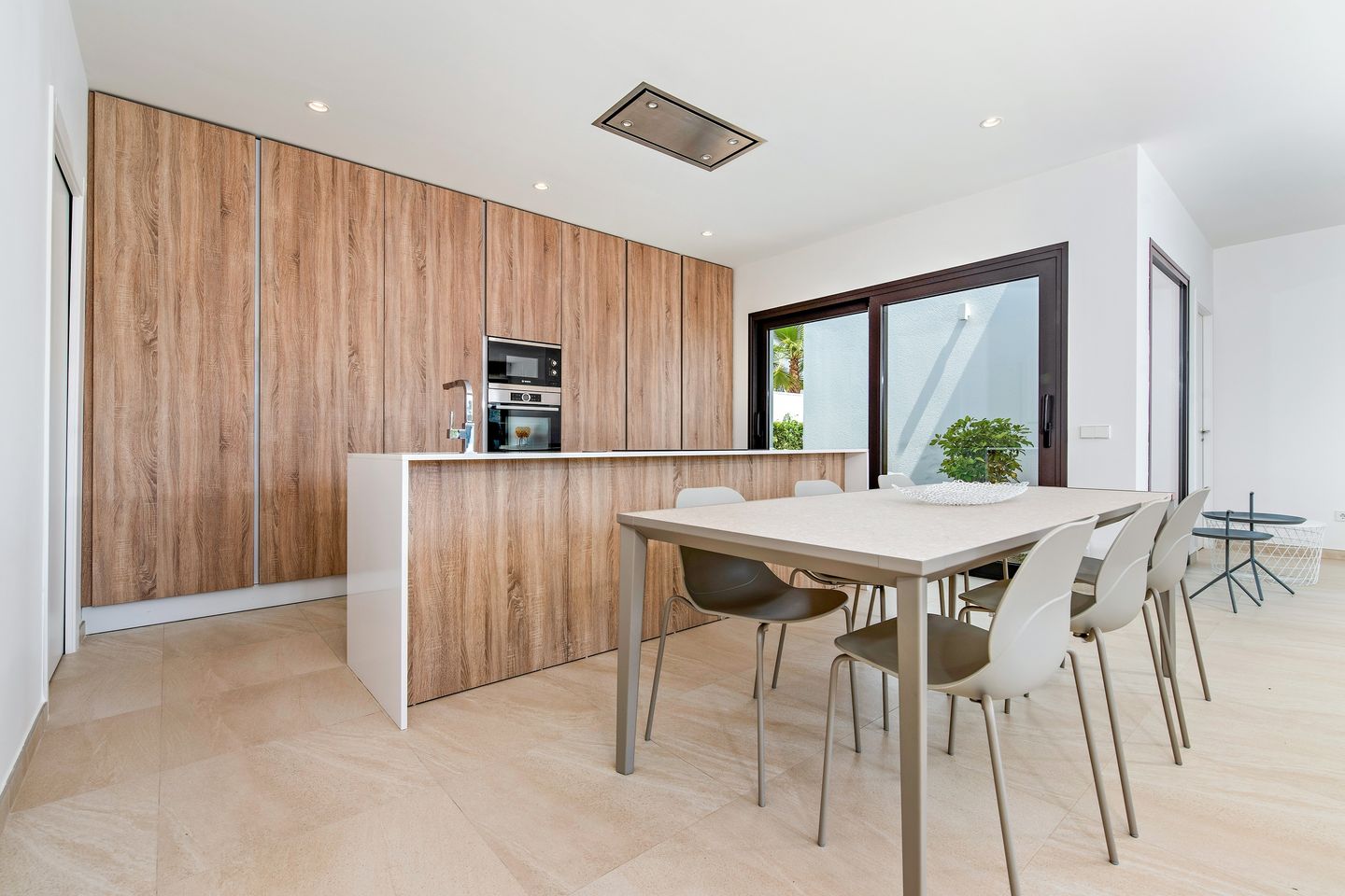 Foto 64 van Calle Isla de Fernando Poo 35