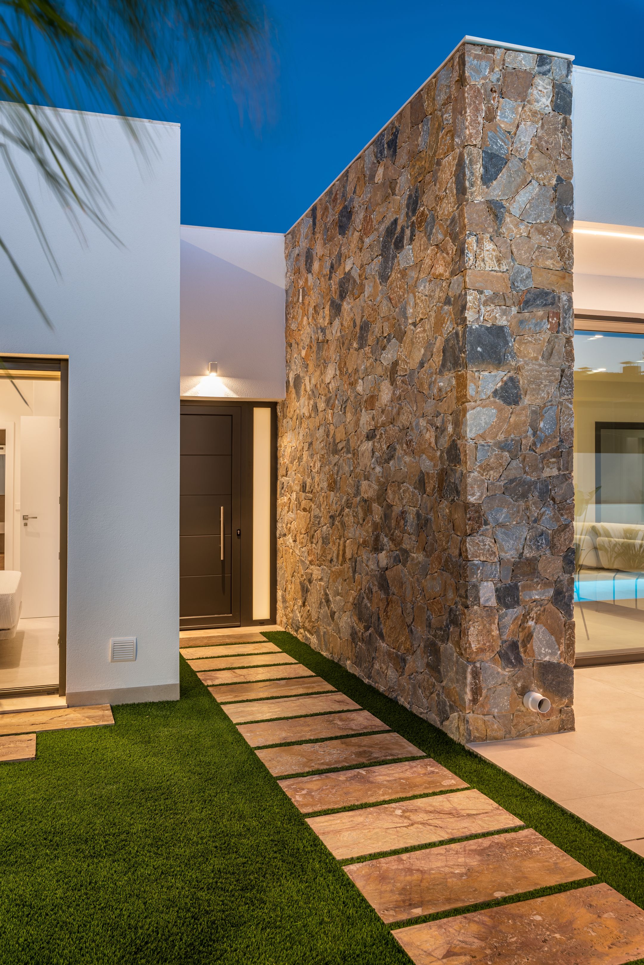 Foto 75 van Calle Isla de Fernando Poo 35