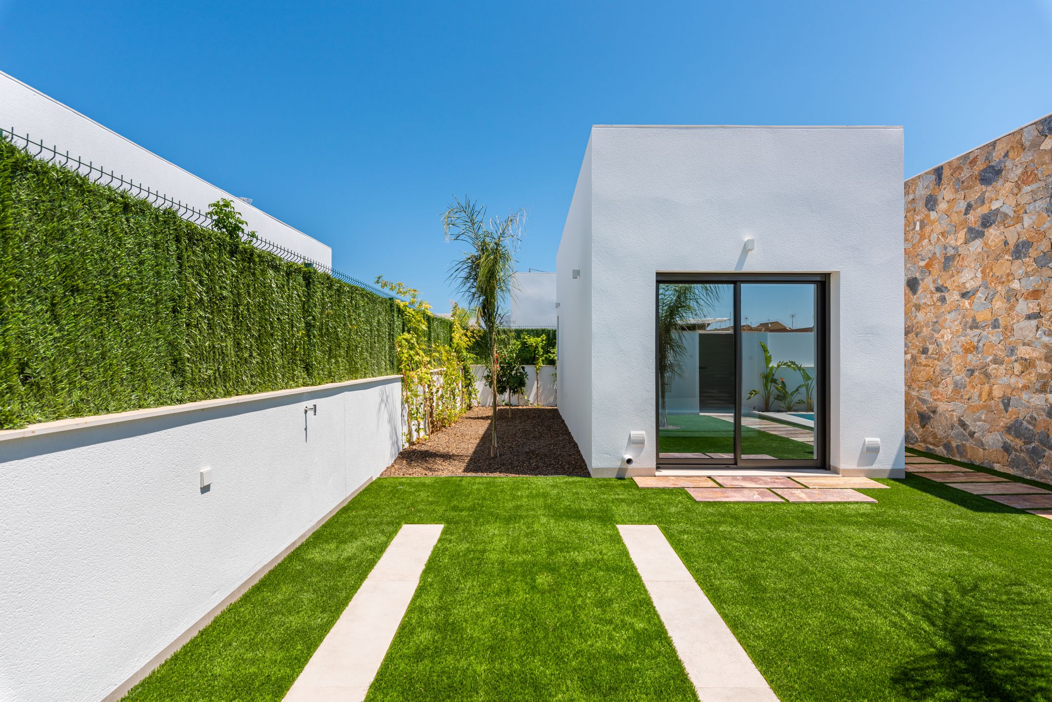 Foto 105 van Calle Isla de Fernando Poo 35