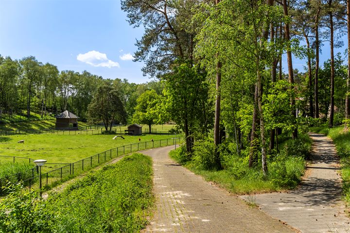 Bekijk foto 34 van Zonnelaan 115