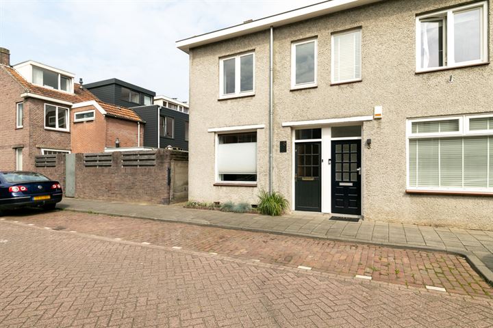 View photo 47 of Balistraat 5