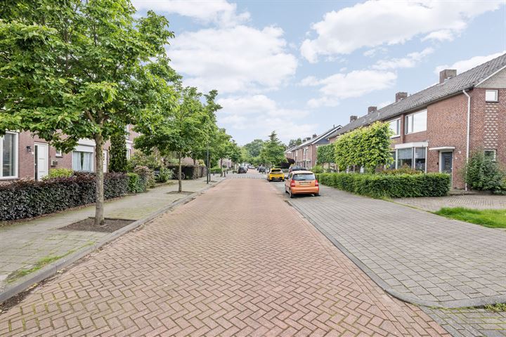 View photo 38 of Kerktorenstraat 40