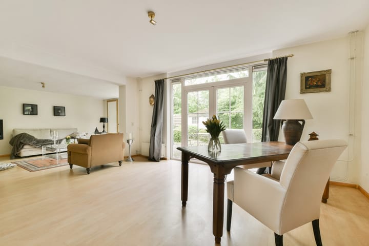 Foto 2 van Steve Bikostraat 15