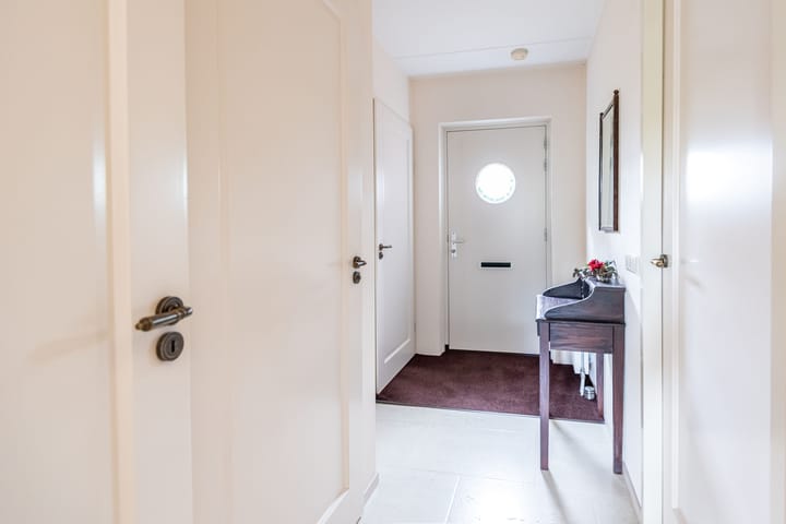 Foto 9 van Alfred Mozerhof 15