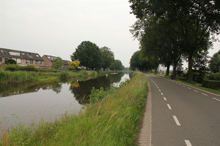 Bekijk foto 3 van Kanaaldijk 55