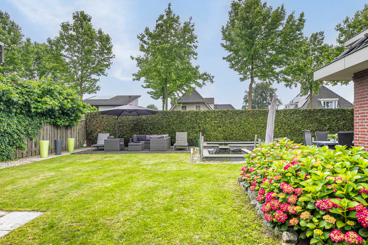 Foto 4 van Streepgraniet 8