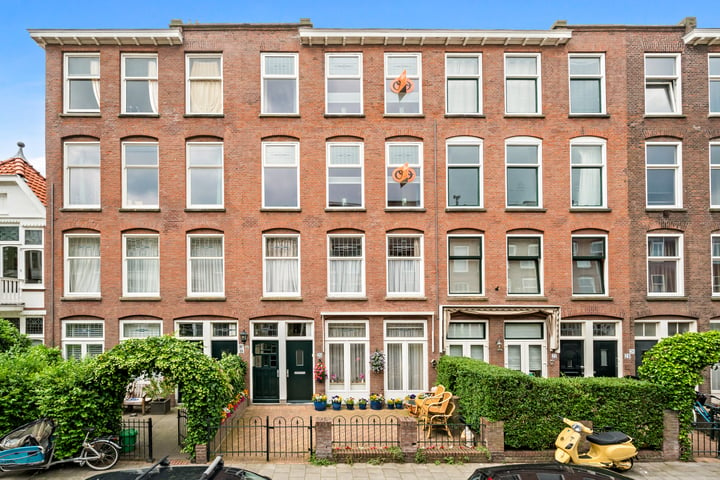 Bekijk foto 1 van Haagsestraat 18