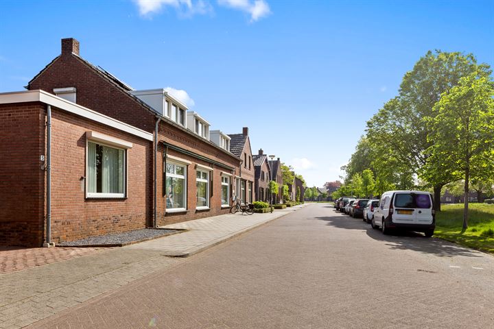 Bekijk foto 22 van Rector Hendrixstraat 5