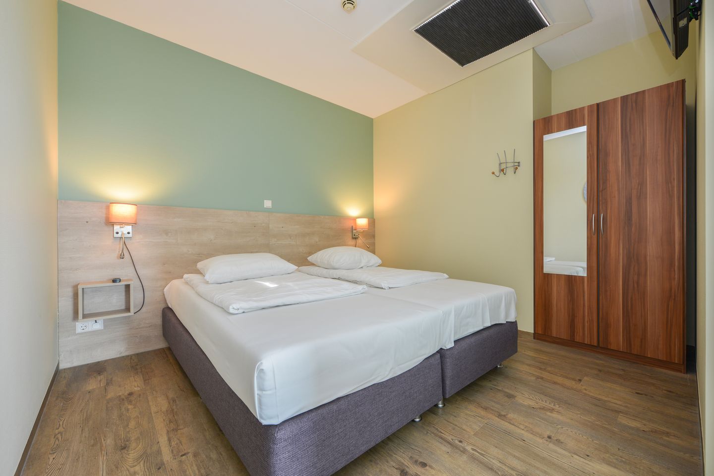 Photo 20 of Europalaan 35-65