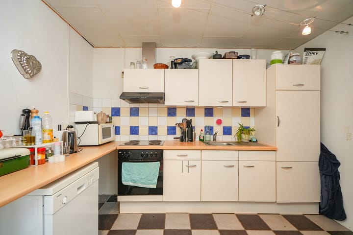 Foto 4 van Biezenstraat 77