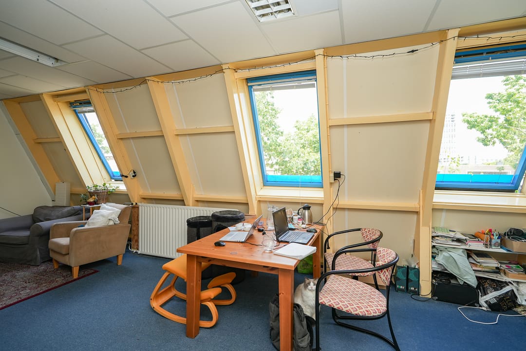 Photo 8 of Biezenstraat 77