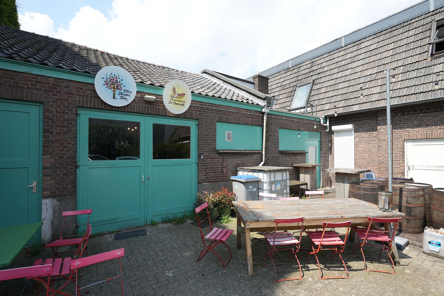 Photo 19 of Biezenstraat 77