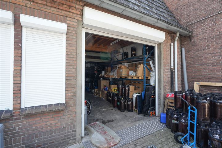 Bekijk foto 25 van Biezenstraat 77