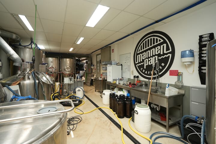 Photo 28 of Biezenstraat 77