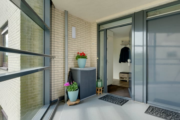 Bekijk foto 43 van Lotusstraat 40