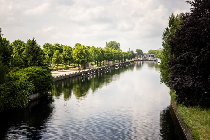 Bekijk foto 4 van Van Veldekekade kavel 12