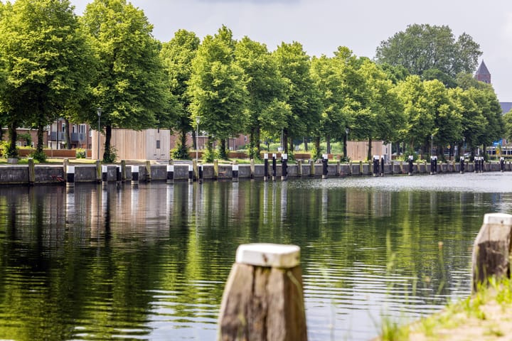 Photo 1 of Van Veldekekade kavel 9