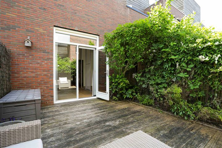 View photo 30 of J.F. van Hengelstraat 28