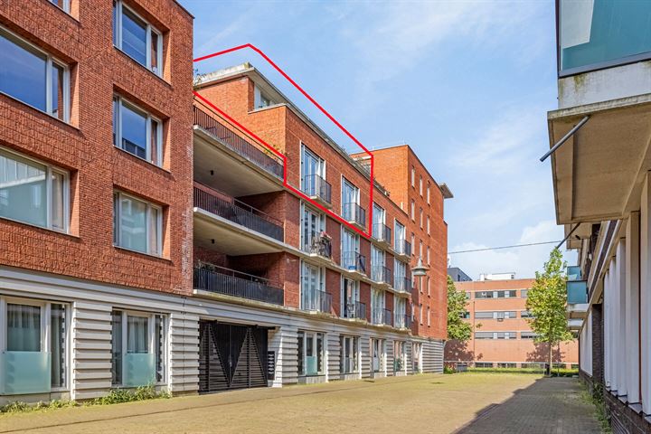 View photo 2 of Onderwijsboulevard 542