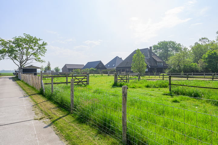 Bekijk foto 6 van Moerbekerweg 12