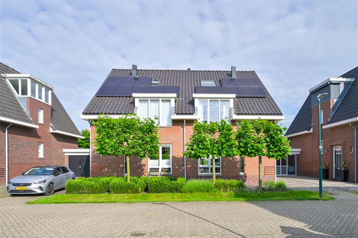 Bekijk foto 34 van Kleinebogerd 8