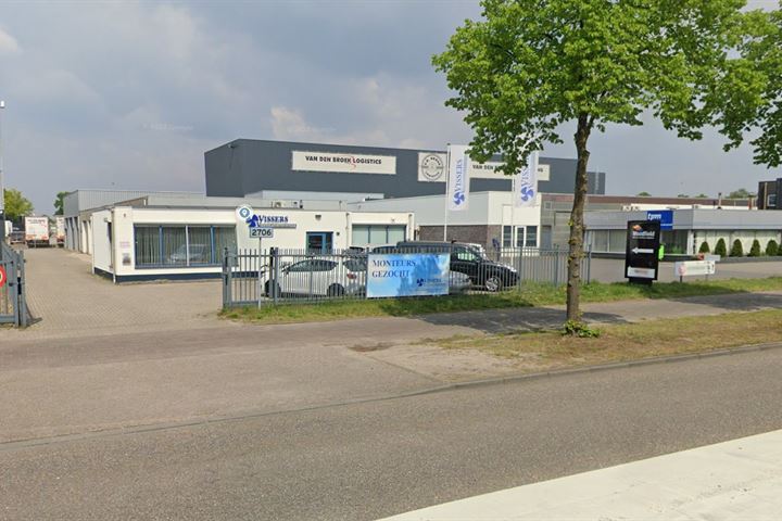 Vossenbeemd 108, Helmond