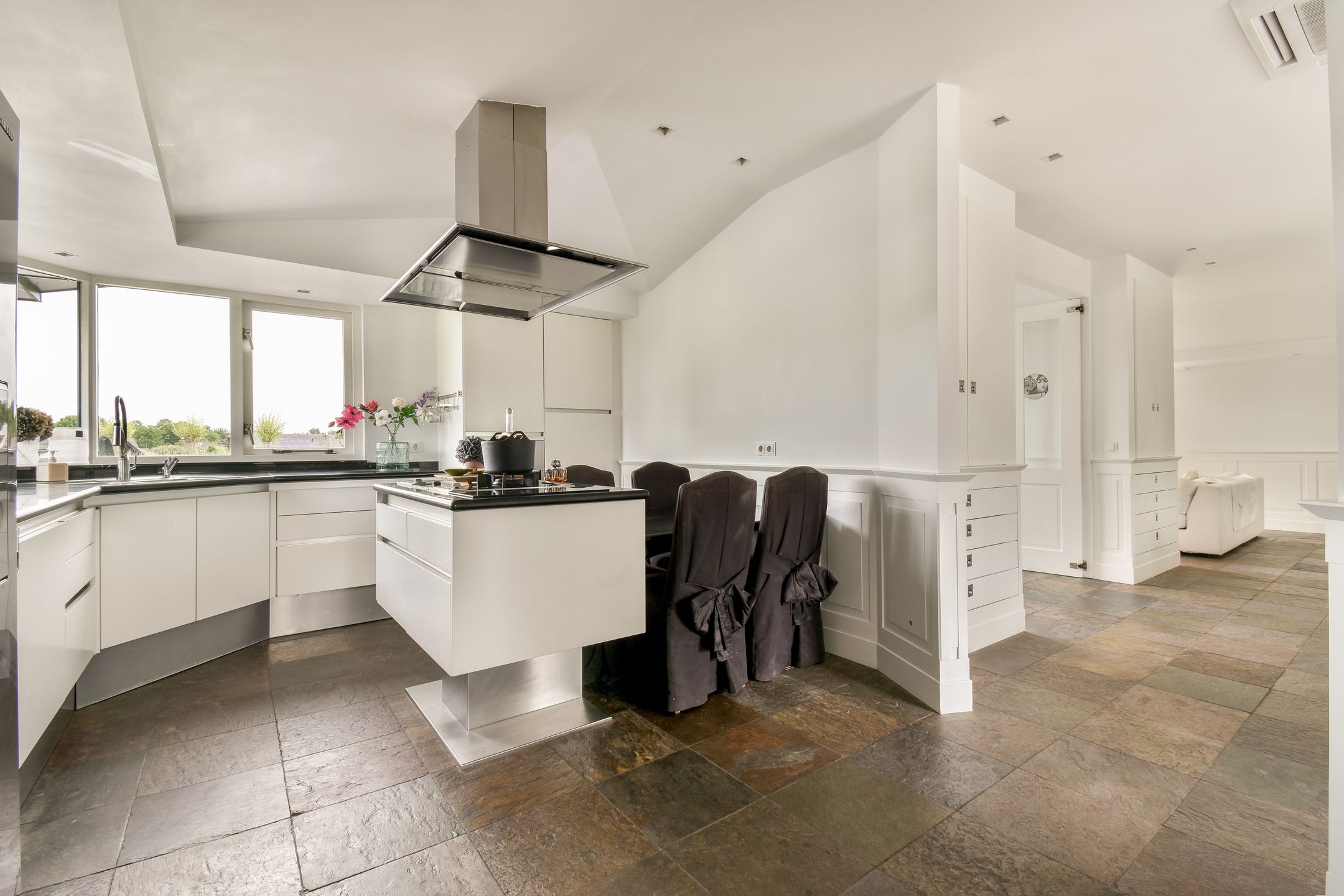 Photo 18 of Herenweg 144-A