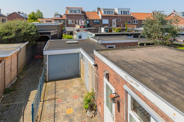 View photo 32 of Bilderdijkstraat 1