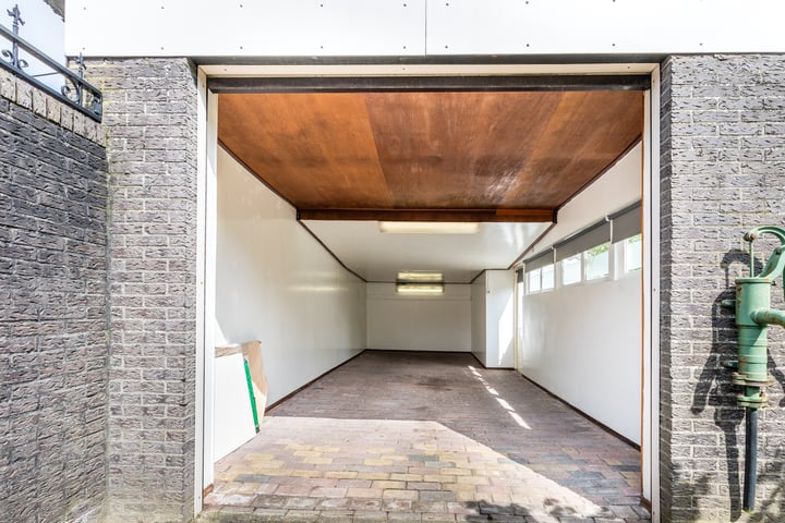 View photo 51 of Van Glymesstraat 17