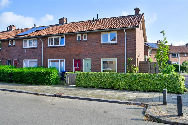 View photo 30 of Hoveniersstraat 25