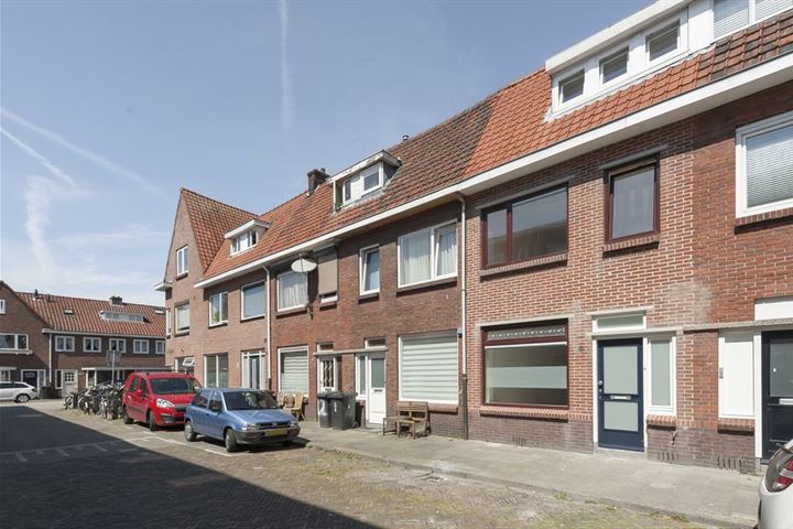 Bekijk foto 2 van Johannes Gerobulusstraat 6