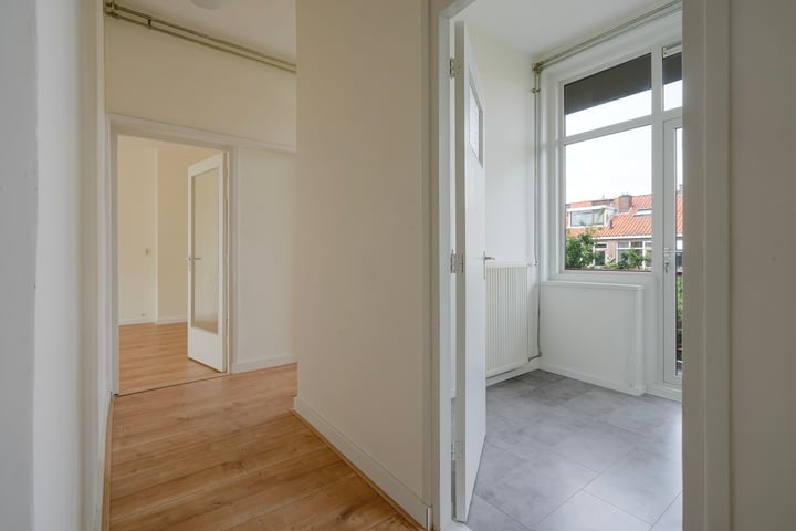 Bekijk foto 14 van Woudenbergstraat 95