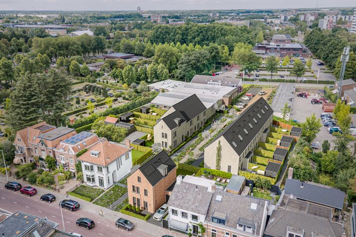 Bekijk foto 1 van 't Haags Hofje Breda - De verkoop is gestart!