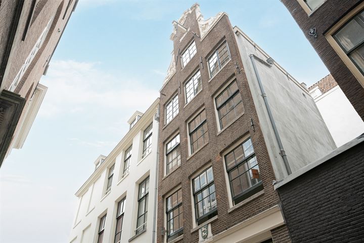 Bekijk foto 33 van Spinhuissteeg 16