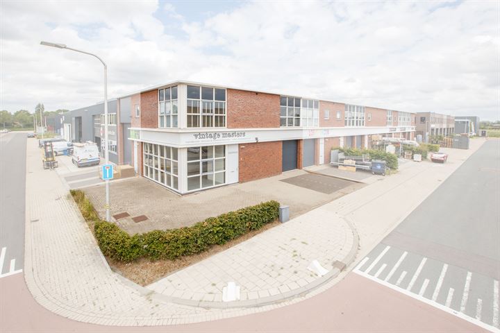 View photo of Steenfabriekstraat 2