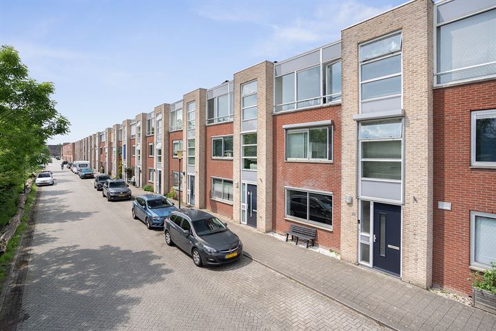 Bekijk foto 44 van Peursumstraat 33