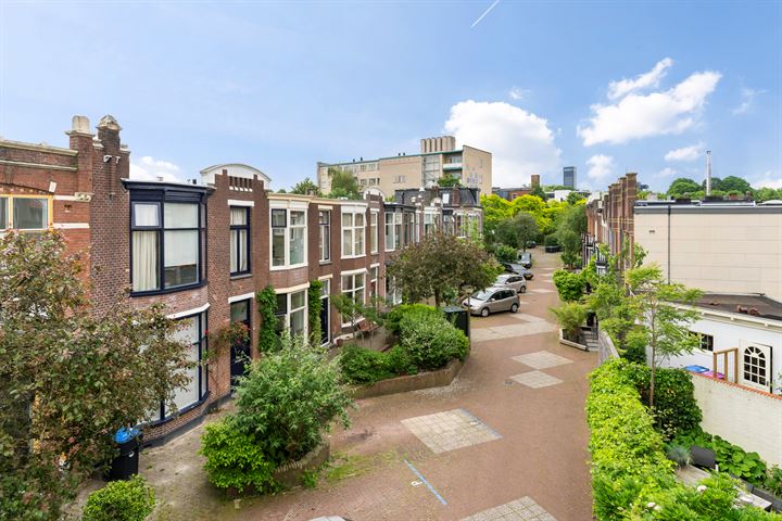 Bekijk foto 10 van Transvaalstraat 18