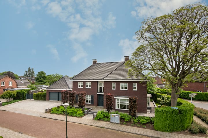 Photo 4 of Stationsstraat 81