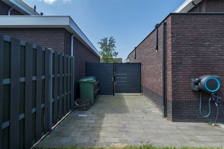 Bekijk foto 46 van Roosendaalsebaan 19-C