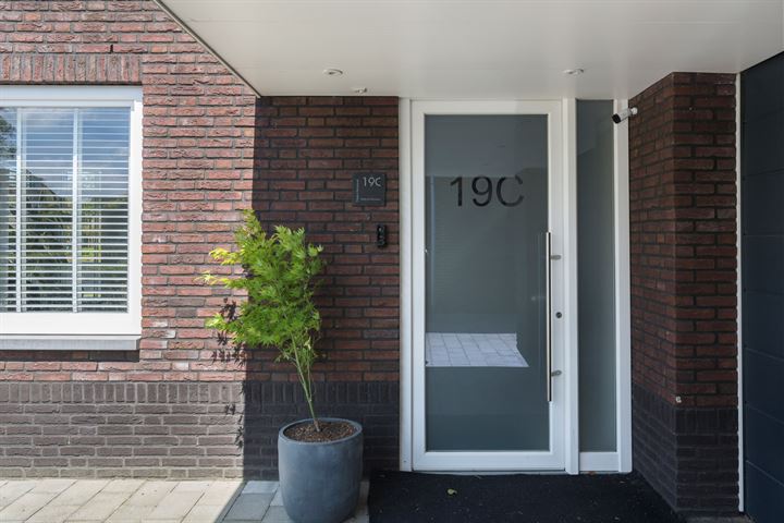 Bekijk foto 53 van Roosendaalsebaan 19-C