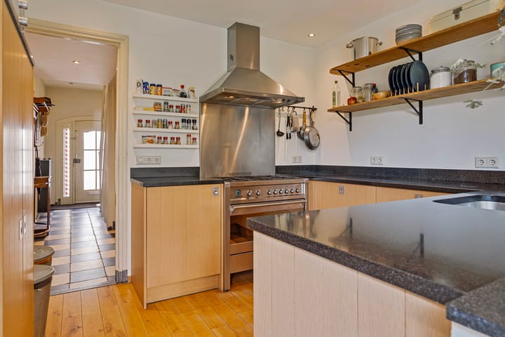 Photo 14 of Kanaalstraat 14