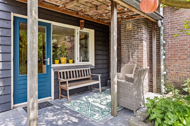 Photo 33 of Kanaalstraat 14