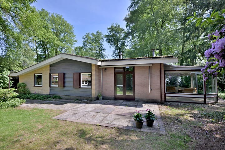 Foto 32 van Looërmark 68