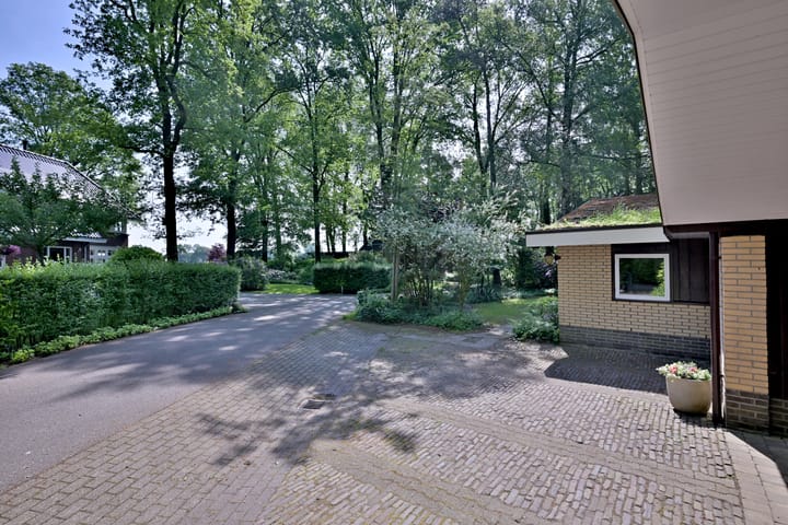 Foto 39 van Looërmark 68