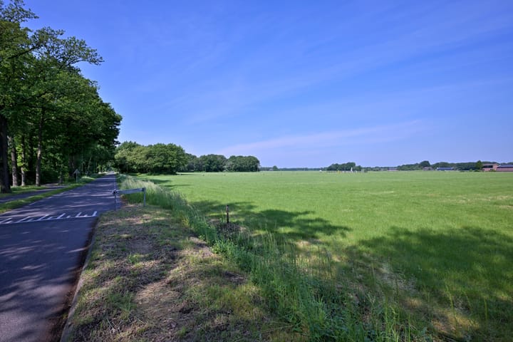 Foto 46 van Looërmark 68