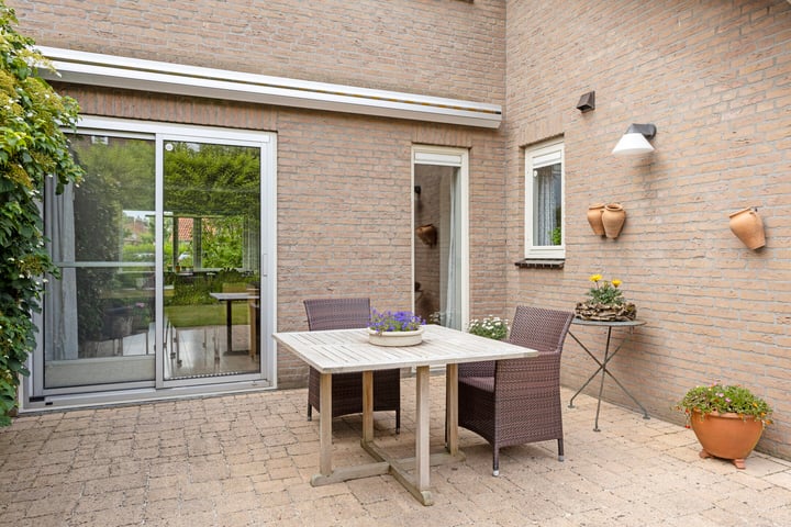 Bekijk foto 40 van Molenbergstraat 34