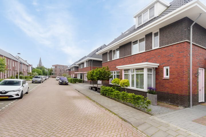 Photo 39 of Bastion 16