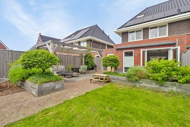 Photo 32 of Bastion 16