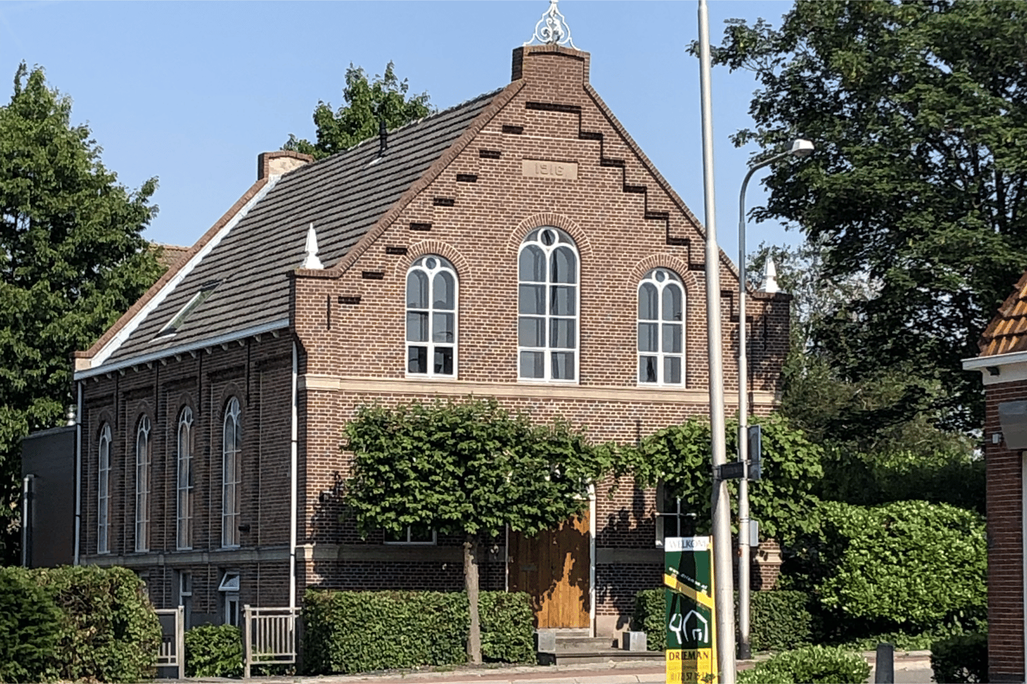 View photo 1 of Nieuwveenseweg 2