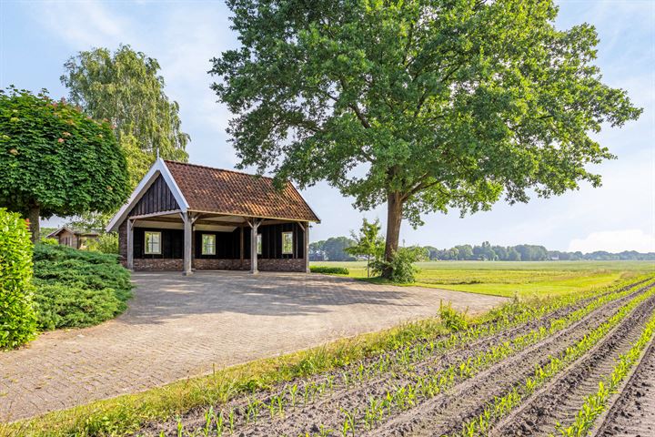 Bekijk foto 36 van Brugstraat 19